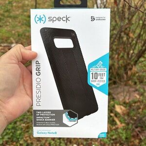 SPECK DESIGNED FOR SAMSUNG PRESIDIO GRIP
GALAXY NOTE 8